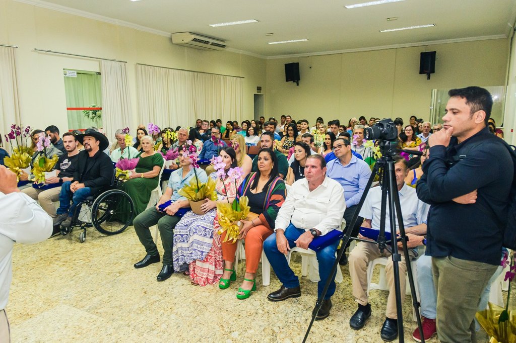 Sessão Solene para entrega de Títulos de Vulto Emérito e Título de Cidadania Honorária Ribanense
